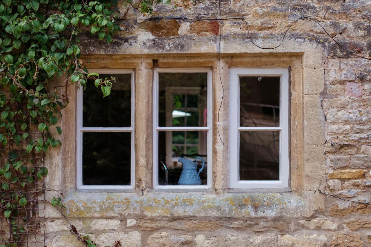 Temple Guiting Cottage Exterior photo